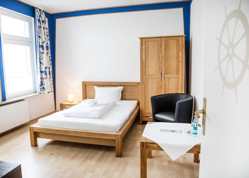 Hotel Tum Stueuermann 3* Busum